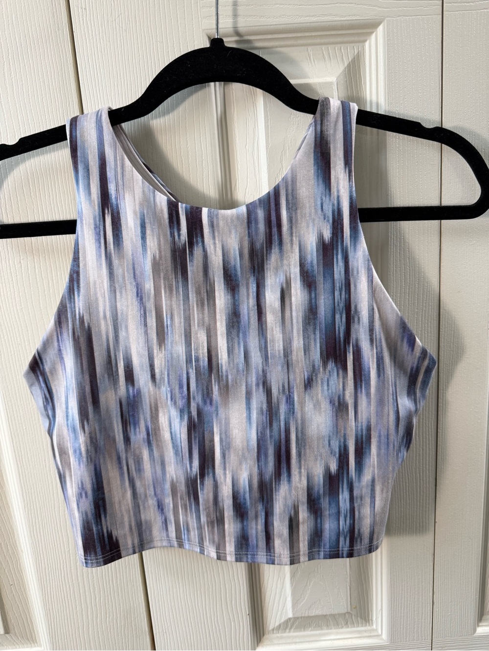 Athleta Built-In Bra Cropped Tank Sports Bra Blue Gray Abstract Womens Size M